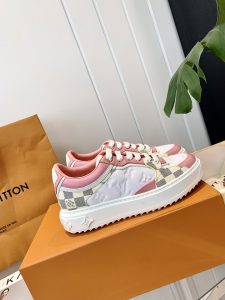 22.5cm EUR(35) US(5) UK(3)